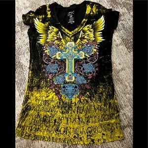 Tee shirt